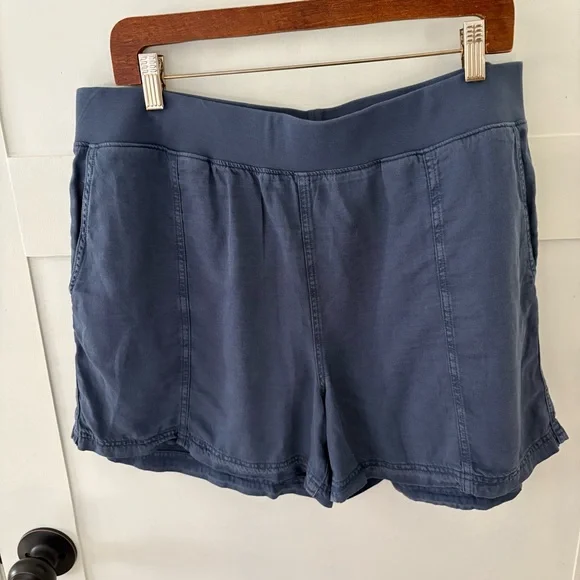 Faherty Arlie Shorts Tencel Linen Cotton Blend. Size Large. - Picture 3 of 9